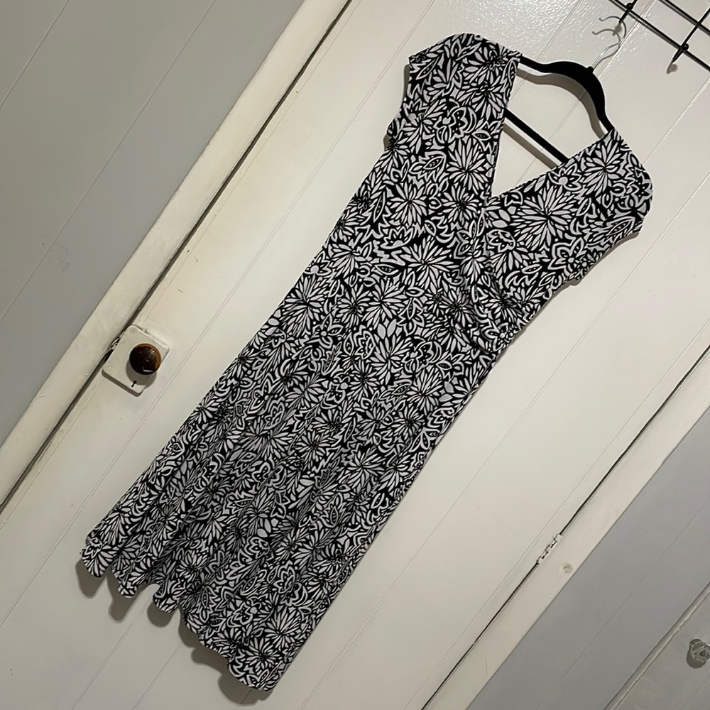 Black and white dress